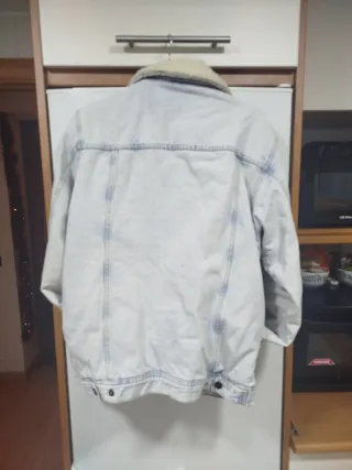 Chaqueta vaquera de hombre forrada de borrego