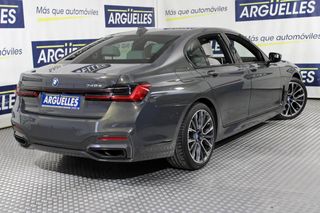 BMW Serie 7 745 e Híbrido 394cv