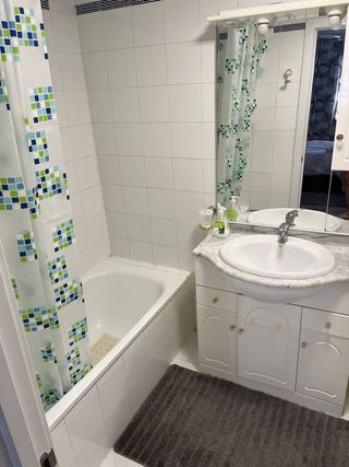 SE ALQUILA PISO CON PISCINA Y GARAJE , TORREBLANCA