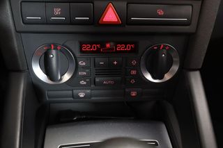Audi A3 1.9 TDI Ambition S tronic 105cv