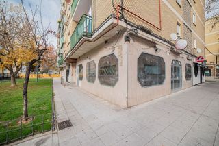 Local comercial en venta en Fuentebella-San Felix-El Leguario en Parla