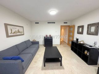 Piso en alquiler en La Línea de la Concepción ciudad en Línea de la Concepción (La)