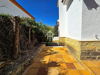 Chalet en venta en Loja