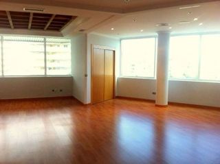 Oficina en alquiler en Puerto Banús en Marbella