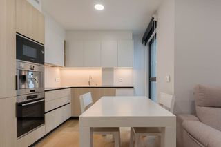 Piso en alquiler en Riazor - Los Rosales en Coruña (A)