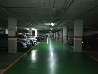 Garaje en venta en Gorg - Pep Ventura en Badalona