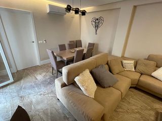 Piso en alquiler en Pacífico en Madrid