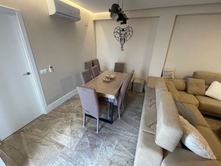 Piso en alquiler en Pacífico en Madrid