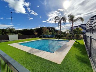 Piso en alquiler en Puerto de la Torre - Atabal en Málaga