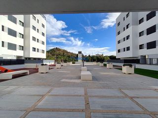 Piso en alquiler en Puerto de la Torre - Atabal en Málaga