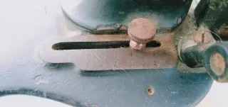Máquina de coser Singer antigua