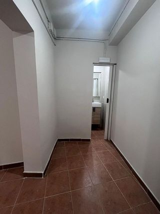 Local comercial en alquiler en La Torrassa en Hospitalet de Llobregat, L´