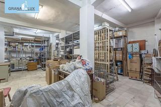 Local comercial en venta en Centro - Sagrario en Granada