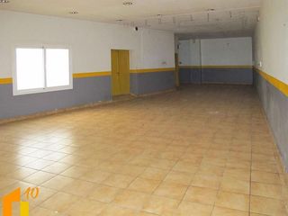 Local comercial en venta en Antigua Estación FFCC - San Agustín en Burgos