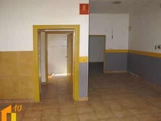 Local comercial en venta en Antigua Estación FFCC - San Agustín en Burgos
