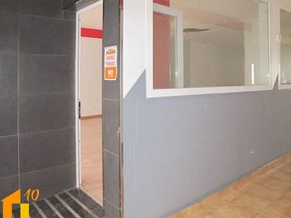 Local comercial en venta en Antigua Estación FFCC - San Agustín en Burgos