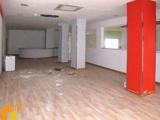 Local comercial en venta en Antigua Estación FFCC - San Agustín en Burgos