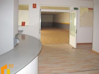 Local comercial en venta en Antigua Estación FFCC - San Agustín en Burgos