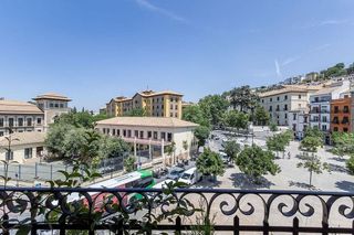 Casa adosada en venta en Centro - Sagrario en Granada