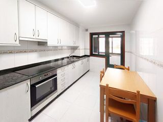 Piso en alquiler en Zona Fernández Ladreda en Pontevedra