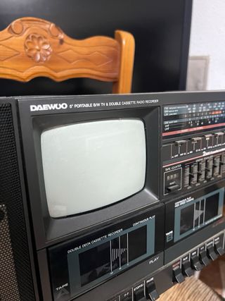 Boombox Daewoo TV Doble Cassette Radio