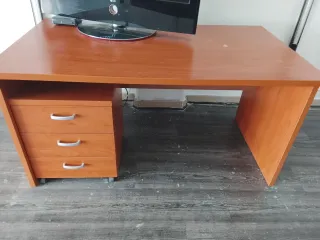 Scrivania legno 140x80x70 cm