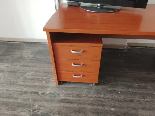 Scrivania legno 140x80x70 cm