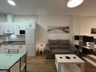 Piso en alquiler en Santa Rosa - Valdeolleros en Córdoba