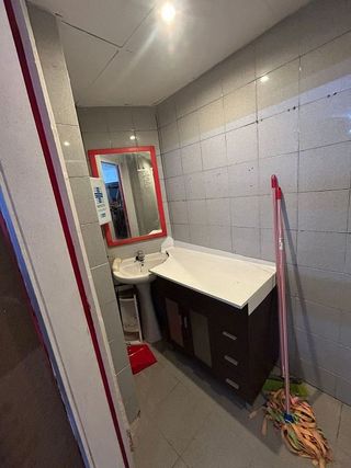 Local comercial en alquiler en El Raval en Barcelona