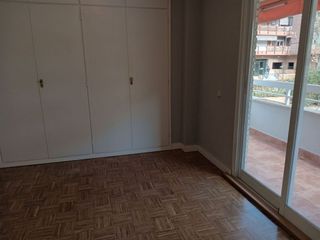 Piso en alquiler en Valdezarza en Madrid