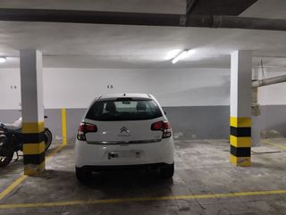 Garaje en alquiler en Nervión en Sevilla