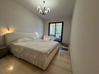 Piso en alquiler en Nueva Andalucía centro en Marbella