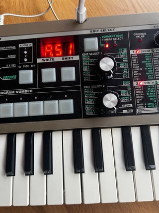 Korg MicroKorg MK1 Sintetizador