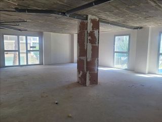 Local comercial en venta en Piscinas en Villarreal