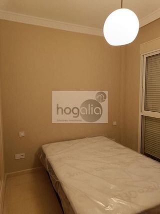 Piso en alquiler en Colores - Entreparques en Sevilla