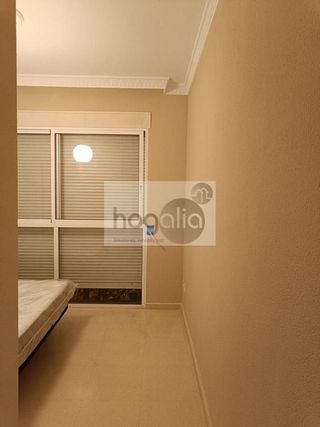 Piso en alquiler en Colores - Entreparques en Sevilla