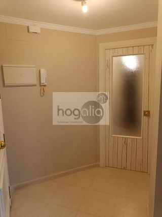 Piso en alquiler en Colores - Entreparques en Sevilla