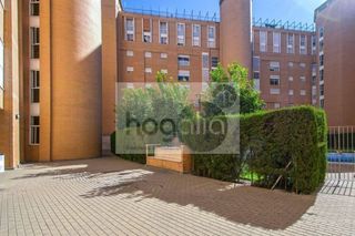 Piso en alquiler en Colores - Entreparques en Sevilla