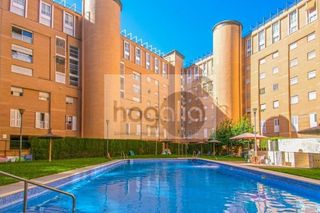 Piso en alquiler en Colores - Entreparques en Sevilla