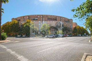 Piso en alquiler en Colores - Entreparques en Sevilla