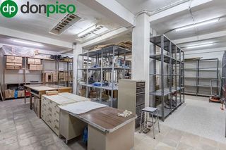 Local comercial en venta en Centro - Sagrario en Granada