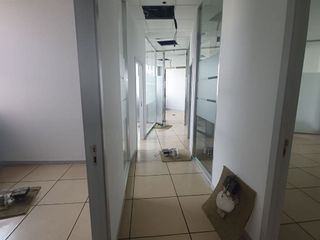 Oficina en alquiler en Palacio de Congresos - Urbadiez - Entrepuentes en Sevilla