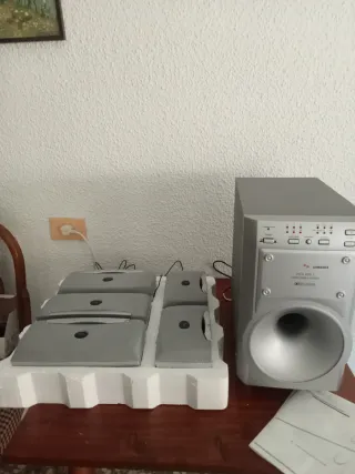 Sistema de cine Schneider HCS 200.1