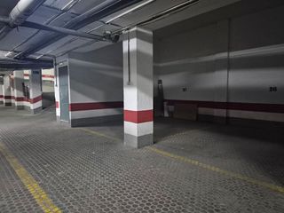 Garaje en alquiler en Centro - Sagrario en Granada