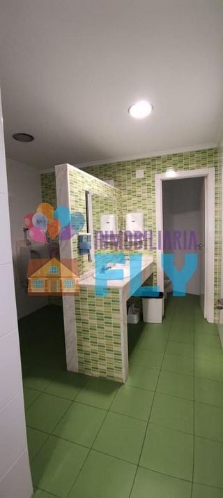 Local comercial en alquiler en Centro en Ourense