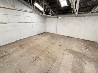 Nave industrial en venta en Ciudad de Asís en Alicante