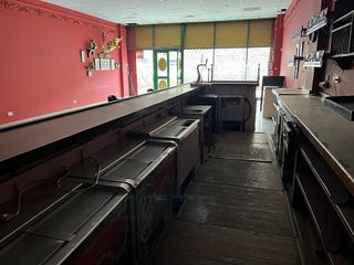 Local comercial en venta en Parque Atlántico - Los Arcos - Aeropuerto Viejo en Sevilla