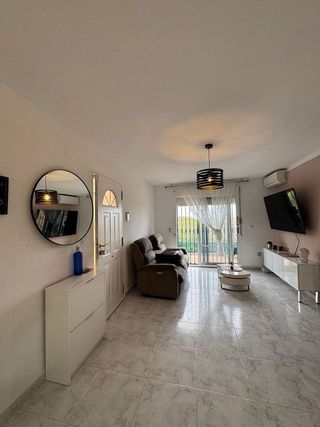 Piso en alquiler en La Siesta - El Salado - Torreta en Torrevieja