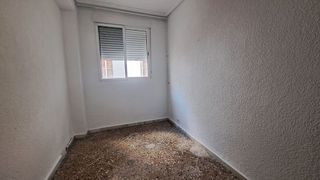 Piso en alquiler en Fonteta de Sant Lluís en Valencia
