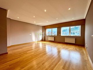 Piso en alquiler en Concheiros - Fontiñas en Santiago de Compostela